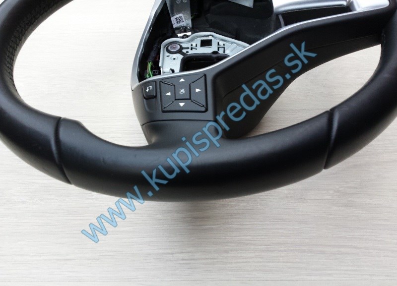 Volant s lopatkami sekvenčného radenia Mercedes C W204 AMG / E A207 / CLS / CLC